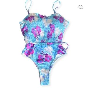 Pink colada pestani one piece NWOT